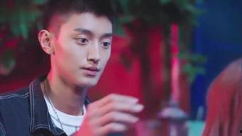 国产帅哥出场视频大全集,魅力四溢，青春洋溢