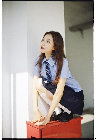 国产丝袜草莓视频下载,揭秘网络热门片段背后的故事