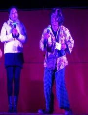 国产农村歌舞团视频,国产农村歌舞团演绎美好生活画卷  第3张