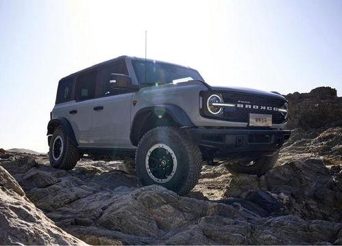 国产烈马拆顶过程视频,匠心独运的工艺展现