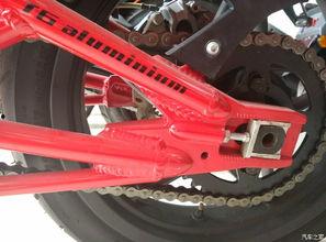 国产车桥摩擦焊接视频,高效连接，引领汽车制造新篇章